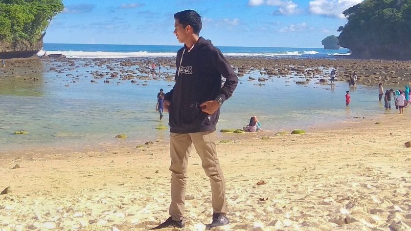 Membumikan Pancasila