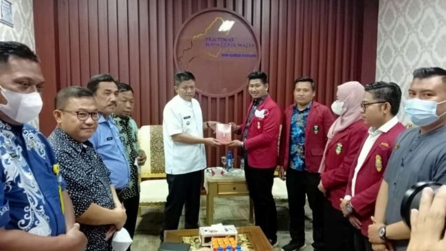 Silaturrahim ke Bupati OKU Timur, DPD IMM Sumsel Siap Kolaborasi dengan Pemerintah