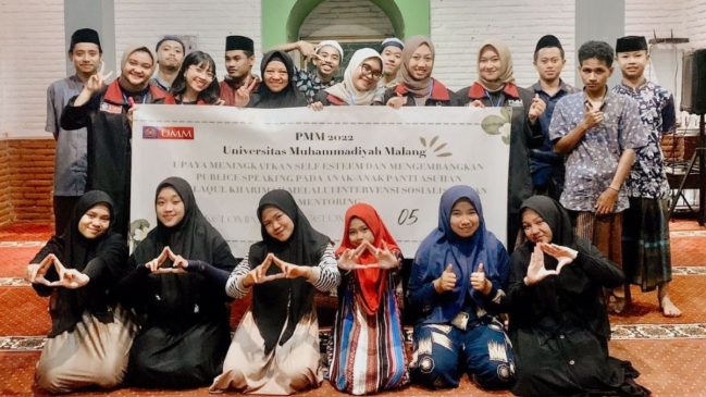 Melalui Intervensi Mentoring dan Psikoedukasi, Mahasiswa UMM Tingkatkan Self-esteem dan Public Speaking pada Anak-anak