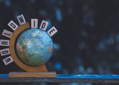 globalisasi monopoli