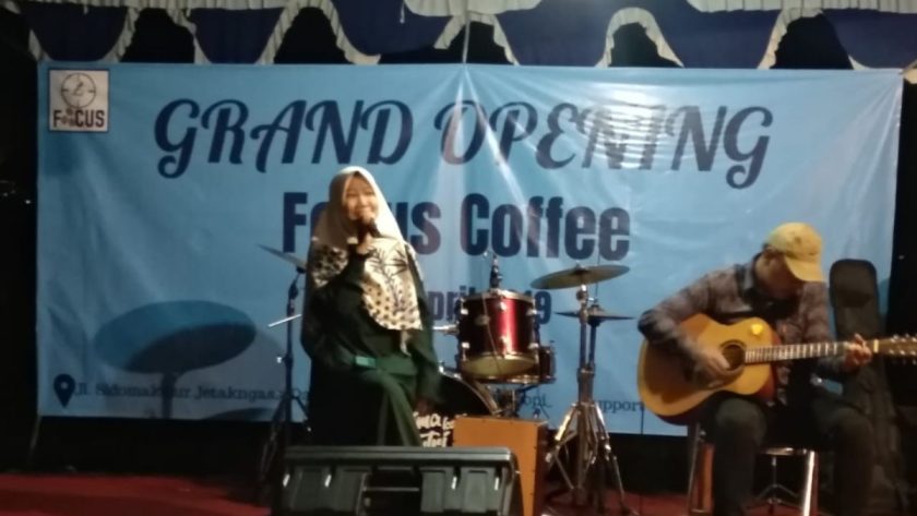 opening focus coffee