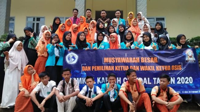 OSIS SMK AL-Kaffah Ajarkan Demokrasi Melalui Mubes