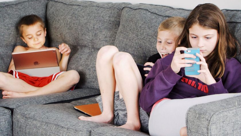 anak kecanduan gadget