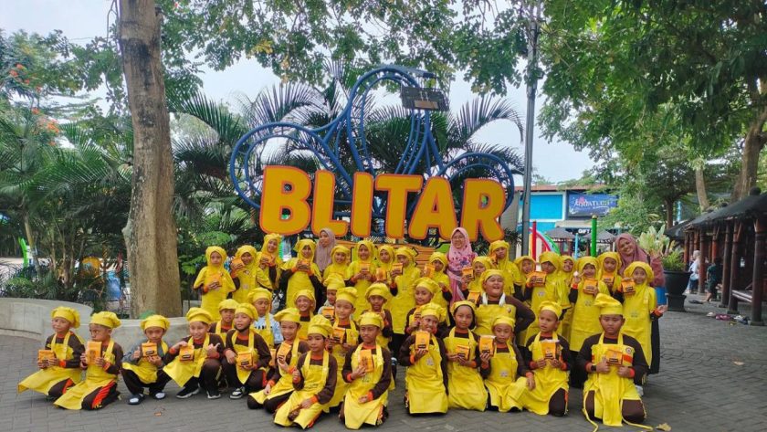 MI Muhammadiyah Manarul Islam di Blitar Park