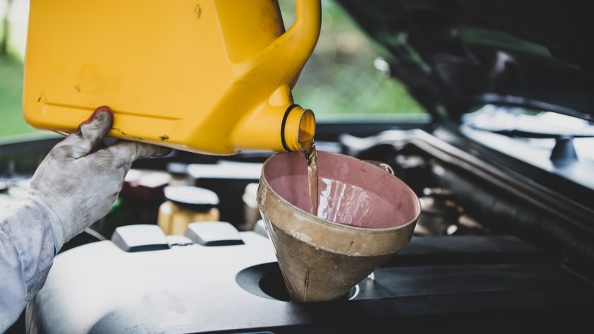 5 Dampak Telat Ganti Oli terhadap Umur Mesin
