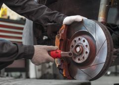 Trik Merawat Rem Motor dan Mobil Biar Tetap Pakem