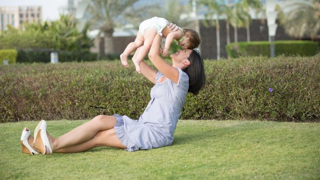 5 Cara Membangun Kedekatan Emosional Orang Tua dan Anak