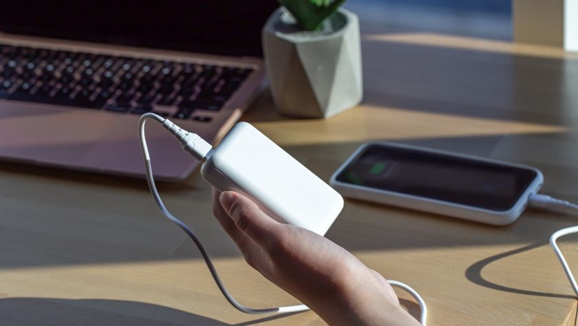 Tips Menggunakan Power Bank agar Lebih Awet